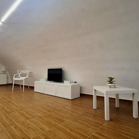 펜션 Vf 지오비나조